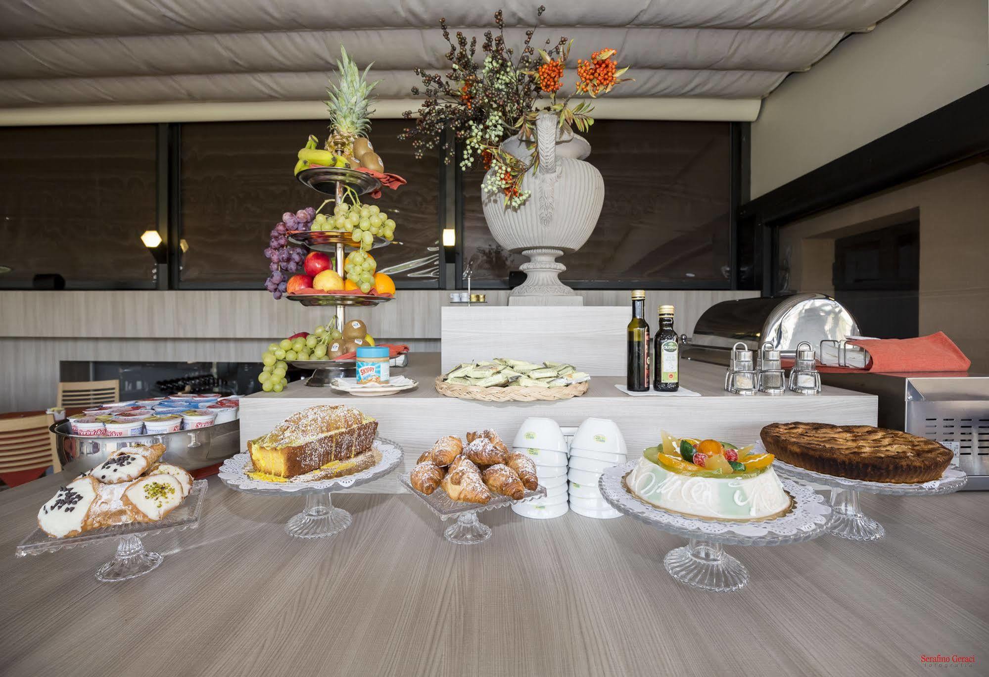 פלרמו Hotel Giardino Inglese מראה חיצוני תמונה